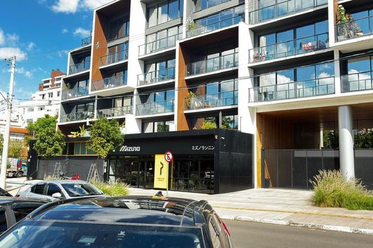 Fachada de apartamento à venda com 1 quarto, 57m² em Petrópolis, Porto Alegre