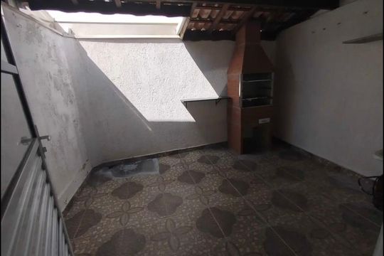 Quintal de casa de condomínio para alugar com 2 quartos, 65m² em Água Espraiada (caucaia do Alto), Cotia