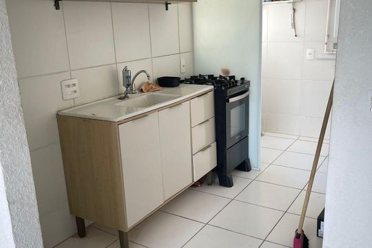 Cozinha de apartamento para alugar com 2 quartos, 45m² em Cabuçu, Nova Iguaçu
