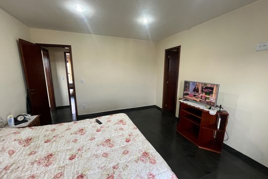 Quarto 1 de apartamento para alugar com 3 quartos, 184m² em Cocotá, Rio de Janeiro