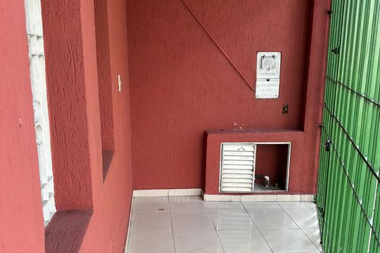 Área externa de casa para alugar com 1 quarto, 90m² em Vila Alpina, São Paulo