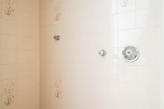 Banheiro 2 de apartamento para alugar com 2 quartos, 65m² em Brasilândia, São Gonçalo