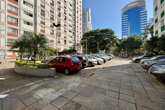 Garagem de apartamento à venda com 3 quartos, 84m² em Cidade Monções, São Paulo