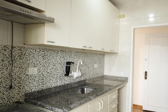 Cozinha de apartamento à venda com 3 quartos, 84m² em Cidade Monções, São Paulo