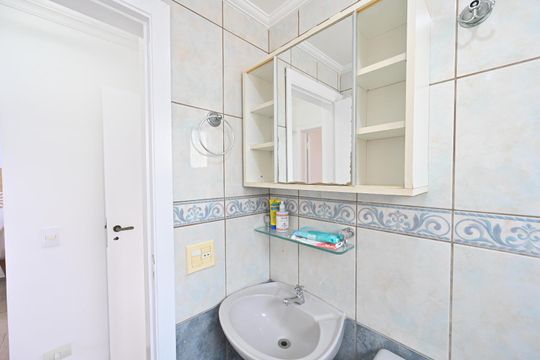 Banheiro Social 1 de apartamento para alugar com 2 quartos, 65m² em Vila Clementino, São Paulo