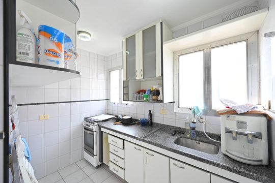 Cozinha de apartamento para alugar com 2 quartos, 65m² em Vila Clementino, São Paulo