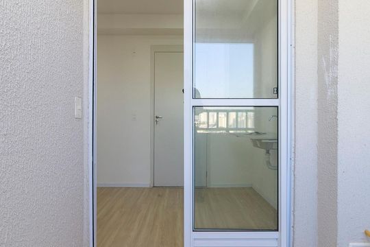 Sala - Varanda de apartamento para alugar com 1 quarto, 31m² em Jardim Aeroporto, São Paulo
