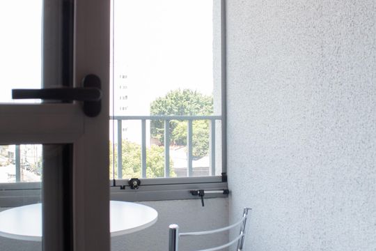 Varanda de kitnet/studio à venda com 1 quarto, 21m² em Jardim das Acacias, São Paulo