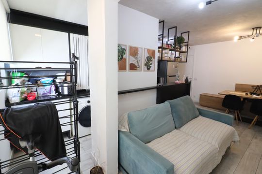 Sala de apartamento à venda com 2 quartos, 48m² em Centro, Osasco