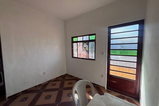 Casa para alugar com 1 quarto, 40m² em Maria Goretti, Belo Horizonte