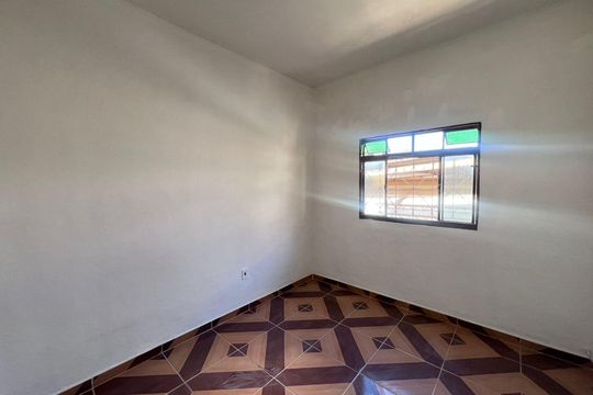 Casa para alugar com 1 quarto, 40m² em Maria Goretti, Belo Horizonte