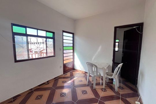 Casa para alugar com 1 quarto, 40m² em Maria Goretti, Belo Horizonte
