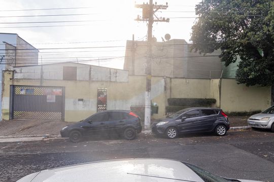 Fachada de casa de condomínio para alugar com 2 quartos, 54m² em Vila Ré, São Paulo