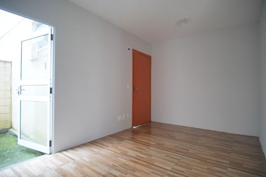 Sala de apartamento para alugar com 2 quartos, 42m² em Camboim, Sapucaia do Sul