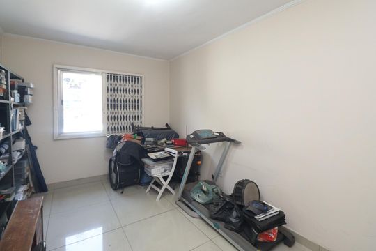 Quarto 1 de casa à venda com 5 quartos, 310m² em Vila Nivi, São Paulo