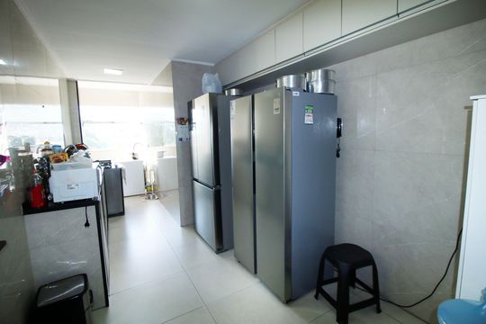 Cozinha de apartamento à venda com 3 quartos, 67m² em Vaz Lobo, Rio de Janeiro