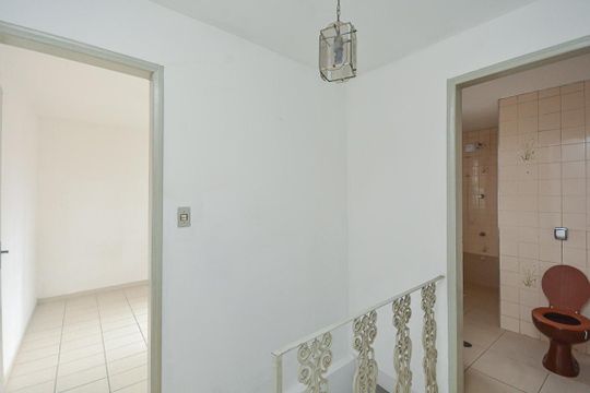 Escada de casa à venda com 3 quartos, 178m² em Parque Santana, São Paulo