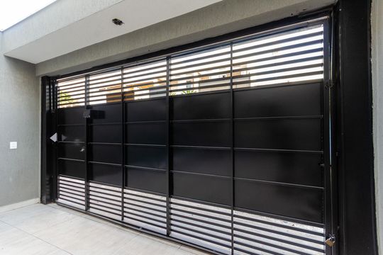 Garagem de casa à venda com 3 quartos, 150m² em Freguesia do Ó, São Paulo