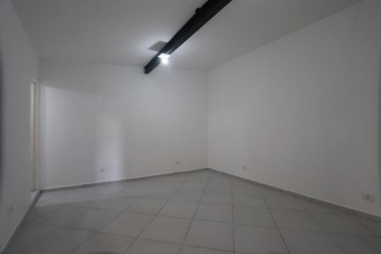 Quarto de casa para alugar com 1 quarto, 42m² em Vila Ester, São Paulo