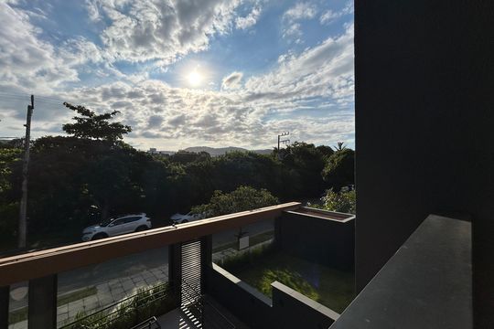 Varanda de apartamento para alugar com 1 quarto, 50m² em Lagoa Pequena, Florianópolis