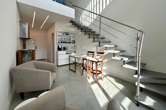 Sala  de apartamento para alugar com 1 quarto, 50m² em Lagoa Pequena, Florianópolis
