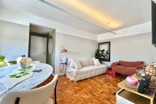 Sala de apartamento à venda com 3 quartos, 68m² em Vila Alexandria, São Paulo