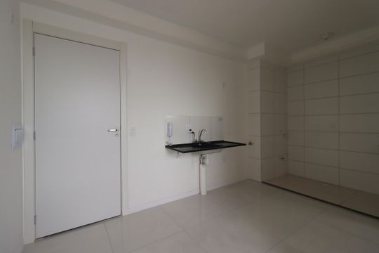 Cozinha de apartamento à venda com 1 quarto, 35m² em Santa Maria, Santo André