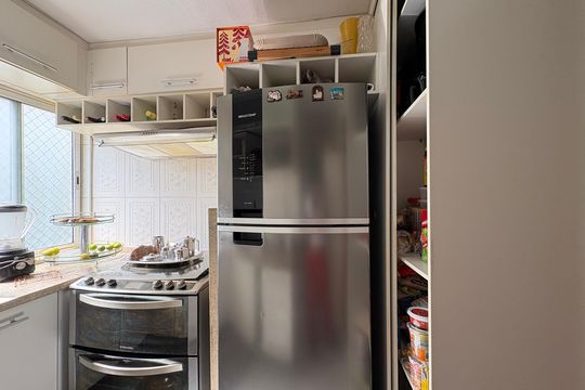 Cozinha de apartamento para alugar com 2 quartos, 86m² em Jardim Iris, São Paulo