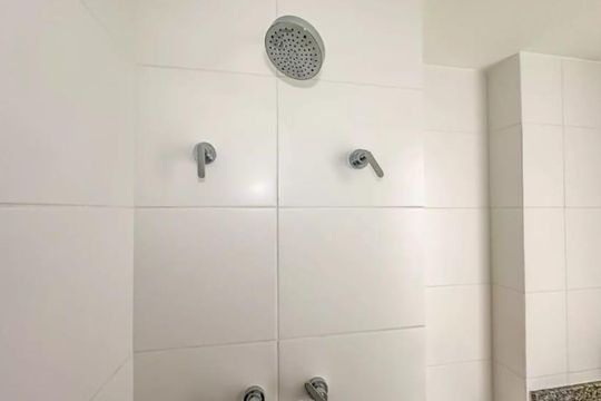 Banheiro de apartamento à venda com 1 quarto, 31m² em Centro, Rio de Janeiro