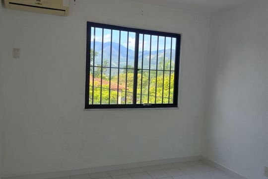Casa de Condomínio para alugar com 2 quartos, 115m² em Campo Grande, Rio de Janeiro
