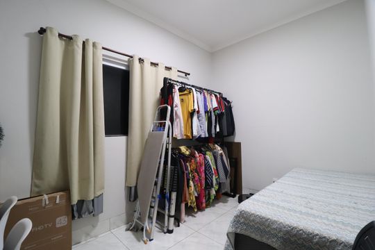 Quarto 3 de casa para alugar com 3 quartos, 93m² em Santa Rosa, Uberlândia