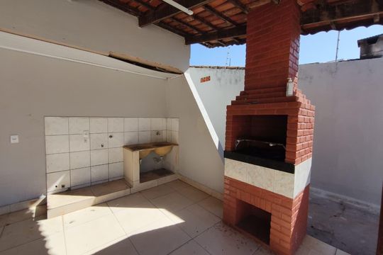Churrasqueira de casa para alugar com 4 quartos, 230m² em Setor Faicalville, Goiânia