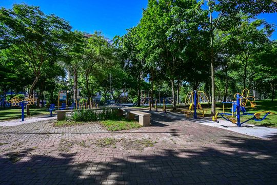 Parque Público  de apartamento para alugar com 2 quartos, 32m² em Vila Suzana, São Paulo