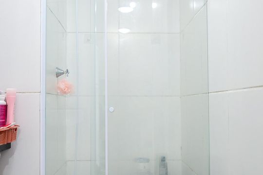 Banheiro de apartamento para alugar com 2 quartos, 32m² em Vila Suzana, São Paulo