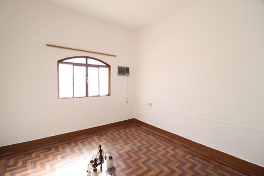 Quarto 2 de casa para alugar com 2 quartos, 150m² em Centro, Uberlândia