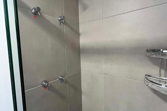 Banheiro de apartamento à venda com 1 quarto, 22m² em Vila Mariana, São Paulo
