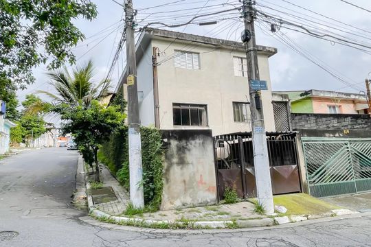 Fachada de casa para alugar com 3 quartos, 96m² em Jardim Osasco, Osasco