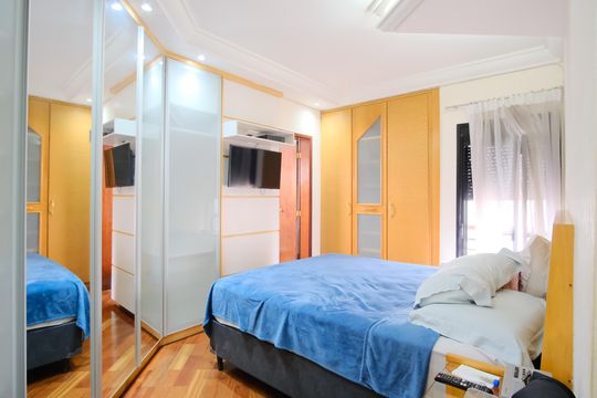 Suíte de apartamento para alugar com 3 quartos, 113m² em Chácara Santo Antônio (zona Leste), São Paulo