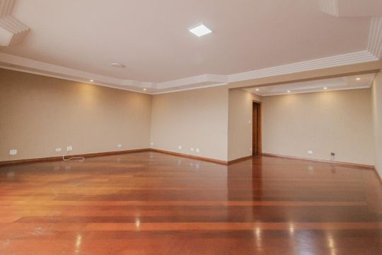 Apartamento para alugar com 4 quartos, 300m² em Jardim Haydee, Mauá