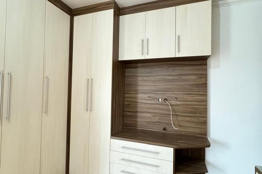Quarto de casa à venda com 3 quartos, 195m² em Vila Romero, São Paulo