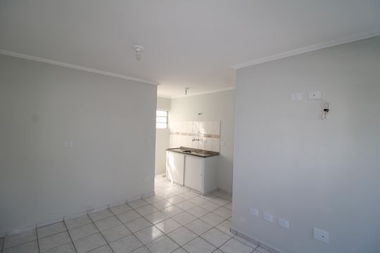 Cozinha de casa para alugar com 1 quarto, 60m² em Vila Nova Mazzei, São Paulo