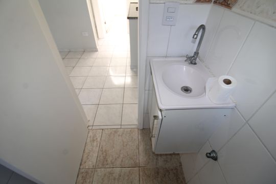 Banheiro de casa para alugar com 1 quarto, 60m² em Vila Nova Mazzei, São Paulo