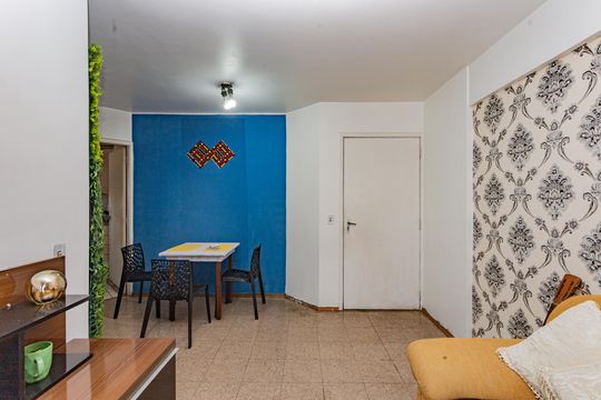 Sala de apartamento para alugar com 2 quartos, 63m² em Vila Liviero, São Paulo