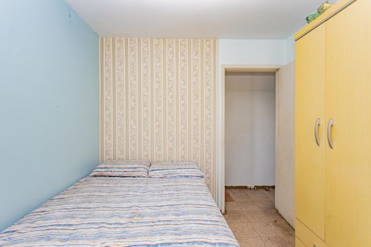 Quarto 1 de apartamento para alugar com 2 quartos, 63m² em Vila Liviero, São Paulo