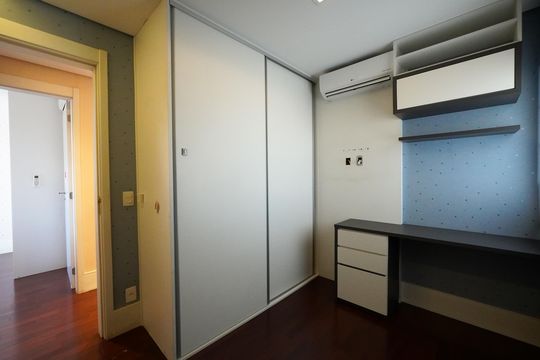 Quarto 1 de apartamento à venda com 3 quartos, 130m² em Jardim da Gloria, São Paulo