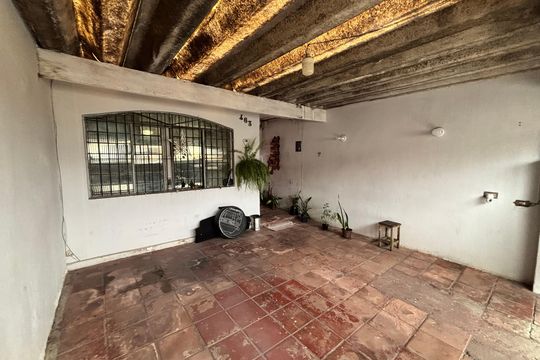 Garagem de casa à venda com 3 quartos, 125m² em Cidade Líder, São Paulo