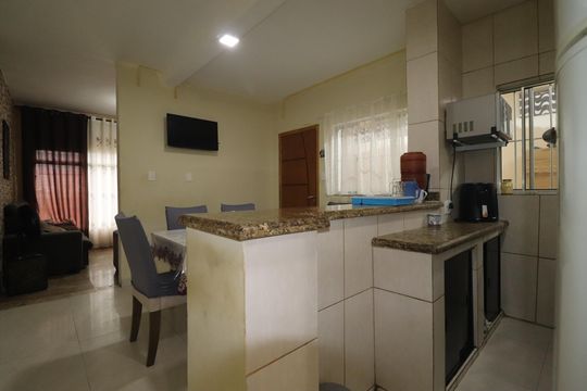 Cozinha de casa à venda com 3 quartos, 120m² em Vila Cecilia Maria, Santo André