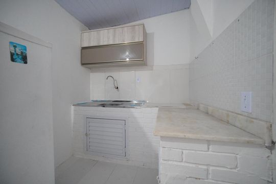 Kitnet de kitnet/studio para alugar com 1 quarto, 22m² em Jardim Cidade de Florianopolis, São José