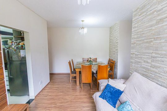 Sala de apartamento à venda com 3 quartos, 70m² em São João Batista, Belo Horizonte