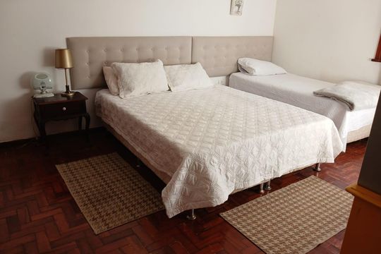 Quarto de casa para alugar com 5 quartos, 385m² em Itaipava, Petrópolis